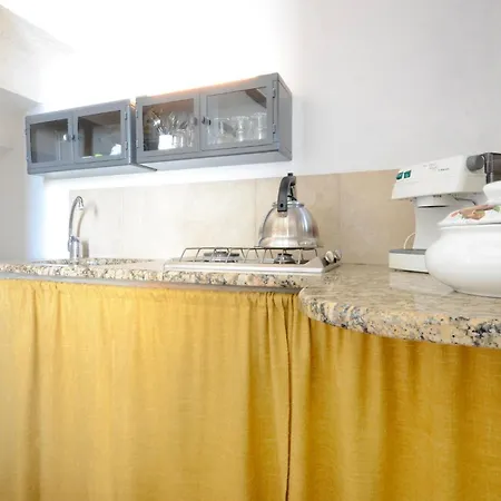 1 Bedroom Lovely In Palaia